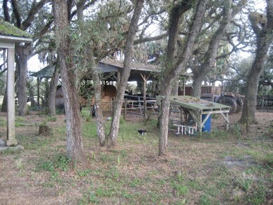 1010 NW 141st St, Okeechobee, FL 34972 - photo 4
