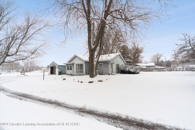 03-469-N-Eifert-Rd-Mason-MI-48854-Window