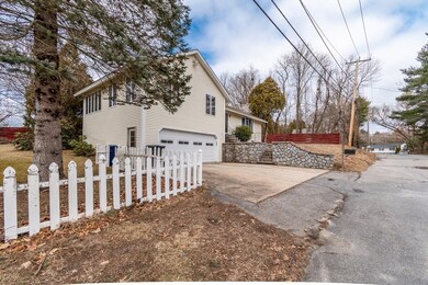 27 Hoover St, Dracut, MA 01826 - photo 2