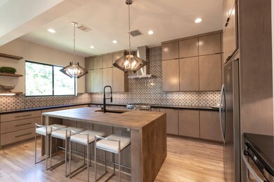 5030 Bayou Ridge Dr, Houston, TX 77092 - photo 7