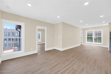 2322 Scranton Rd, Cleveland, OH 44113 - photo 4