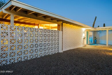 Breeze block access wall