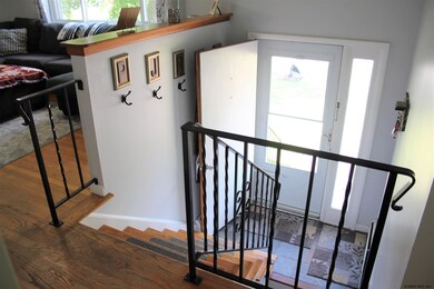 15 Fireside Ln, Latham, NY 12110 - photo 3