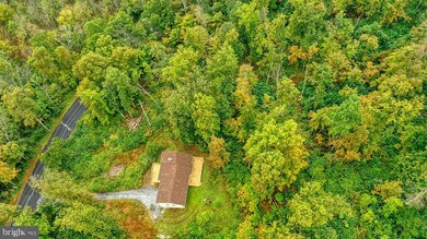 208 Witmer Rd, Reinholds, PA 17569 - photo 6