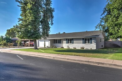 138 W Hackamore Ave-2