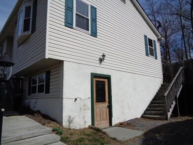 803 Chestnut St, Clifton Forge, VA 24422 - photo 4
