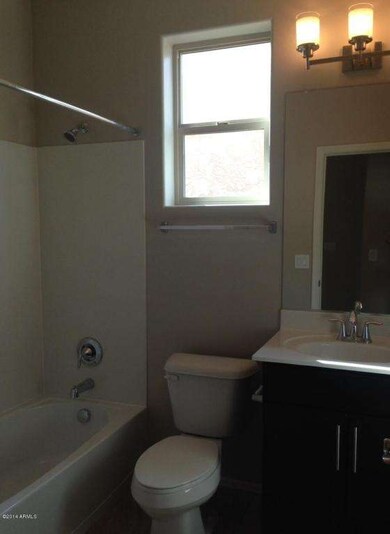 Lot 29 Sapphire SC - Bath 2