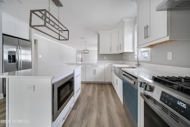Kitchen-Island