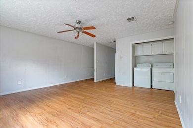 906 N Lbj Dr unit 4, San Marcos, TX 78666 - photo 4