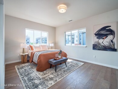 991 E Railroad Ave, Post Falls, ID 83854 - photo 4