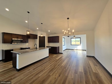 630 Cedar Ridge Ave, Le Center, MN 56057 - photo 7