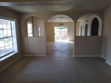 663 Mauer Rd unit A, El Paso, TX 79915 - photo 5