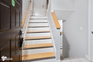 16-Front Entry_DMD_8160