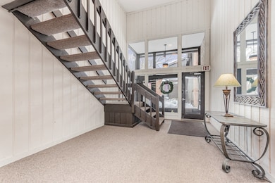 740 Saint Andrews Ln unit 21, Crystal Lake, IL 60014 - photo 2