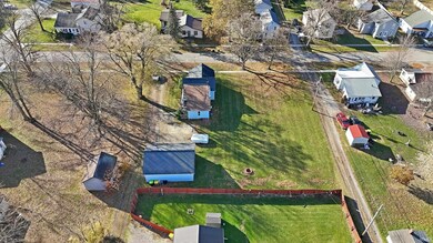 409 N Pearl St, Butler, IN 46721 - photo 6