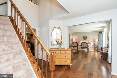 8137 Tamar Dr, Columbia, MD 21045 - photo 6