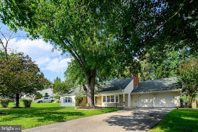 12128 Long Ridge Ln, Bowie, MD 20715 - photo 3