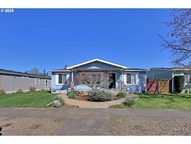 1323 Bramblewood Ln, Eugene, OR 97404 - photo 2