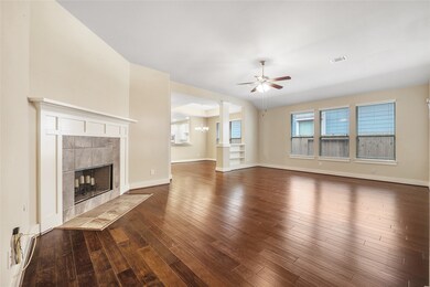 29530 Usonia Dr, Spring, TX 77386 - photo 5