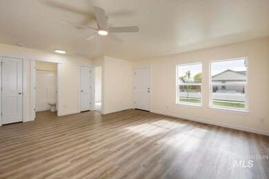 1125 W 10th St, Weiser, ID 83672 - photo 5