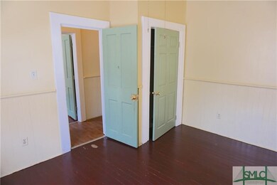 544 E Huntingdon St, Savannah, GA 31401 - photo 3