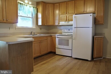 1507 E Derry Rd, Hershey, PA 17033 - photo 7