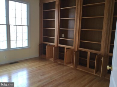 42614 Pelican Dr, Chantilly, VA 20152 - photo 4