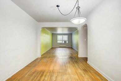 106-15 Queens Blvd unit 3R, Forest Hills, NY 11375 - photo 6