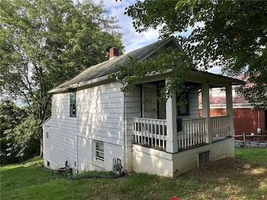 807 Toman Ave, Clairton, PA 15025 - photo 3