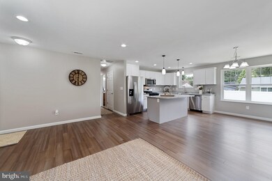 817 Virginia Ave, Woodbury, NJ 08096 - photo 5