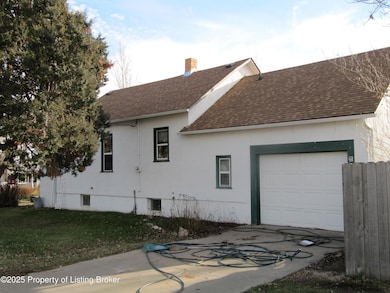 279 1st Ave NW, Beach, ND 58621 - photo 4