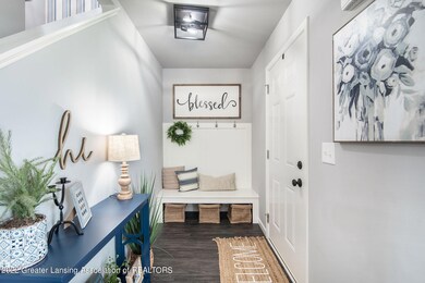 HDP053-i1830-Foyer