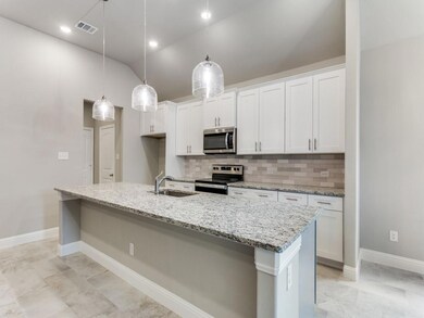 613 Vaquero St, White Settlement, TX 76108 - photo 6