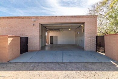 4 Car Garage & Shop