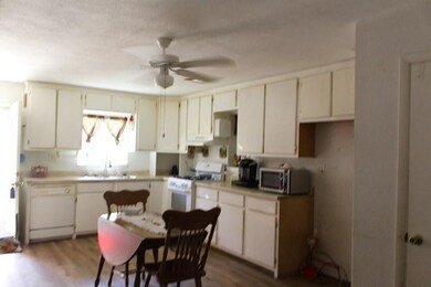 102 Oakridge Ln, McLoud, OK 74851 - photo 4