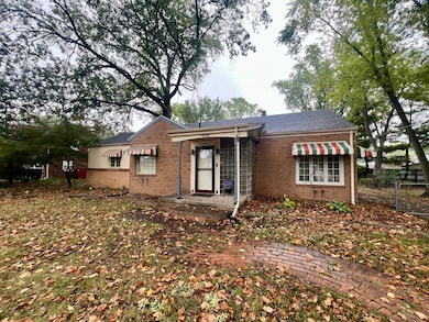 1606 W Union St, Champaign, IL 61821 - photo 3