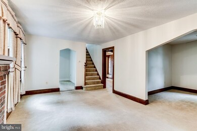 5819 Quintana St, Riverdale, MD 20737 - photo 3