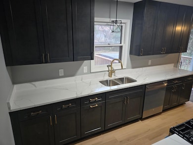 2741 Gresham Ave N, Saint Paul, MN 55128 - photo 5