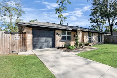 10526 Hollyglen Dr, Houston, TX 77016 - photo 3