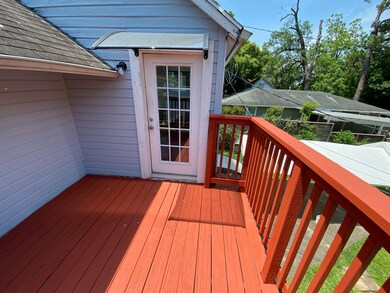 328 1/2 Moody St unit GAR APT, Houston, TX 77009 - photo 5