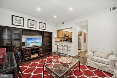 1871 California St NW unit 3, Washington, DC 20009 - photo 5