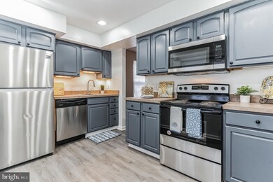 6900 Scotch Dr, Laurel, MD 20707 - photo 5