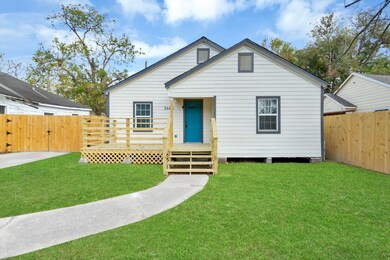 3445 Noah St, Houston, TX 77021 - photo 4
