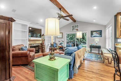 1110 Darwin St, Charleston, SC 29412 - photo 6