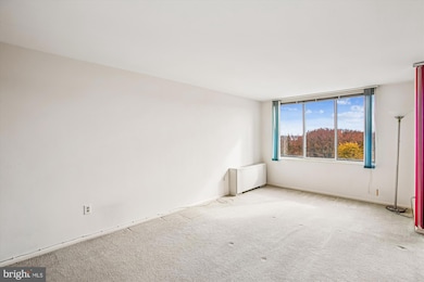 River Towers unit 910, Alexandria, VA 22307 - photo 4