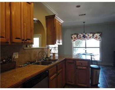 151 Woodlake Dr, Pineville, LA 71360 - photo 6