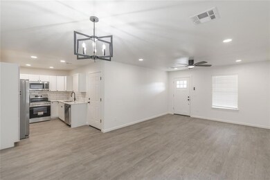 537 Parkhill Cir, Newcastle, OK 73065 - photo 5