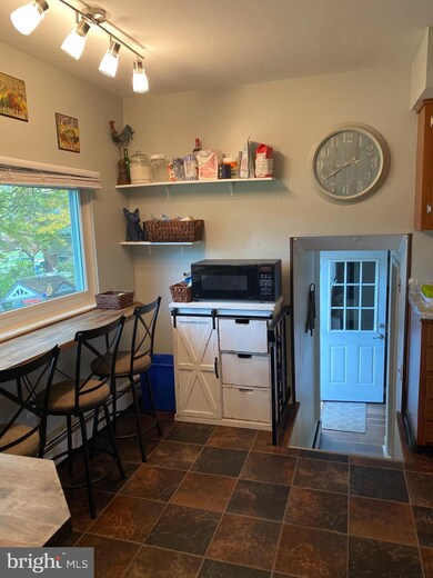 717 Edward Ln, West Chester, PA 19382 - photo 2