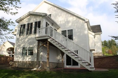 13 Sugar Plum Ln, Londonderry, NH 03053 - photo 3
