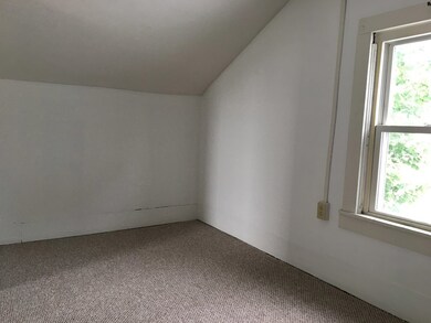 327 N Jefferson St, Loudonville, OH 44842 - photo 5